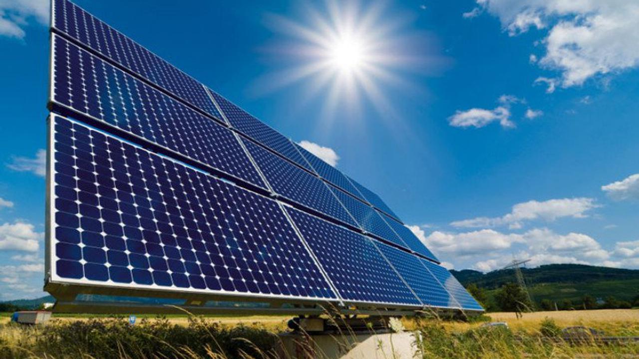 ua1 В Украине за три года количество малых солнечных электростанций выросло в 27 раз